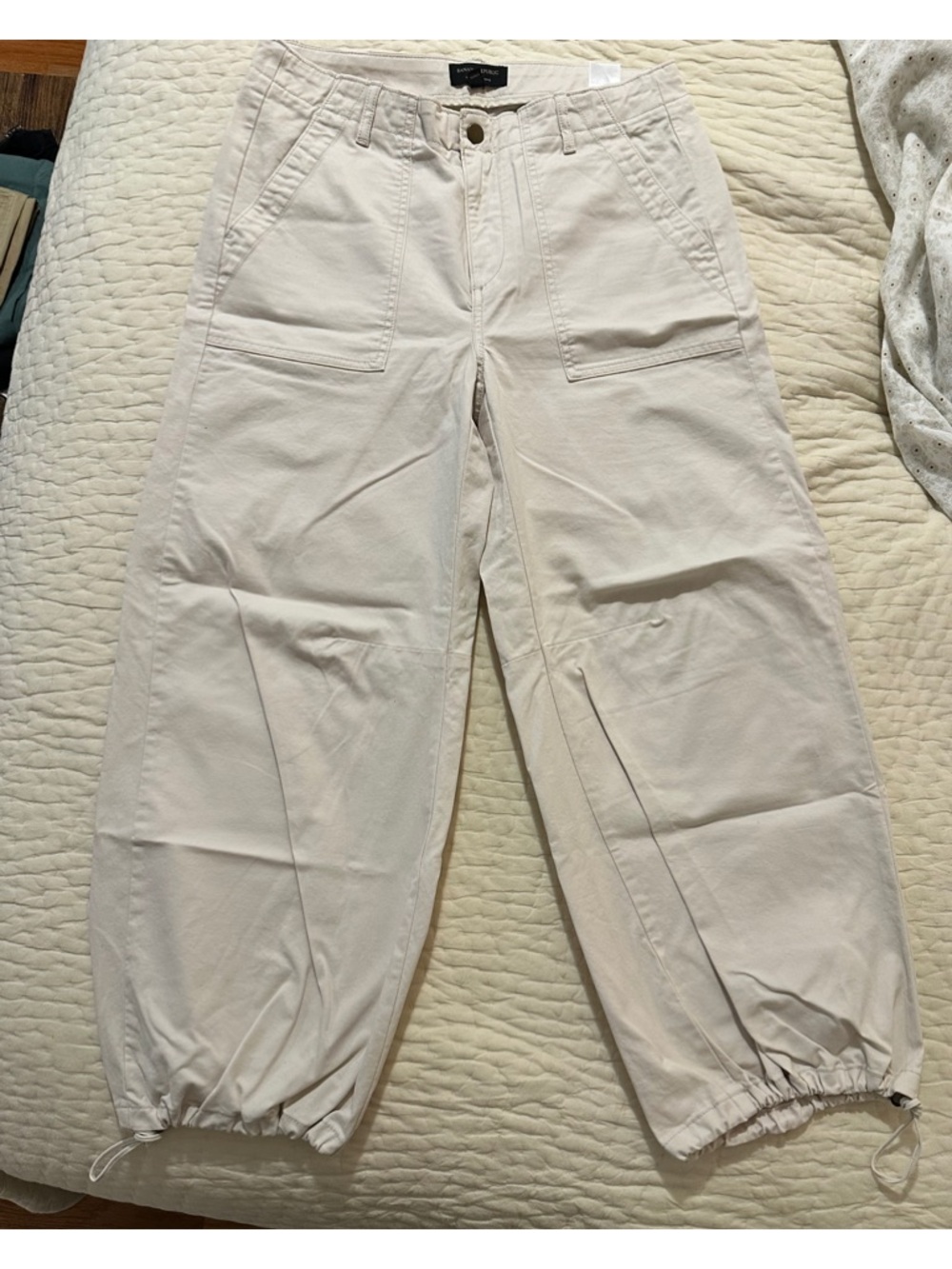 Banana Republic Classic High Waist Chino Pants size 8 light khaki